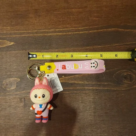 Labubu Keychain (unoffical) - Picture 2 of 3